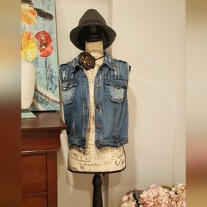 Free People Women Crochet Denim  Vest ,Size S, Casual, Very Good Condition